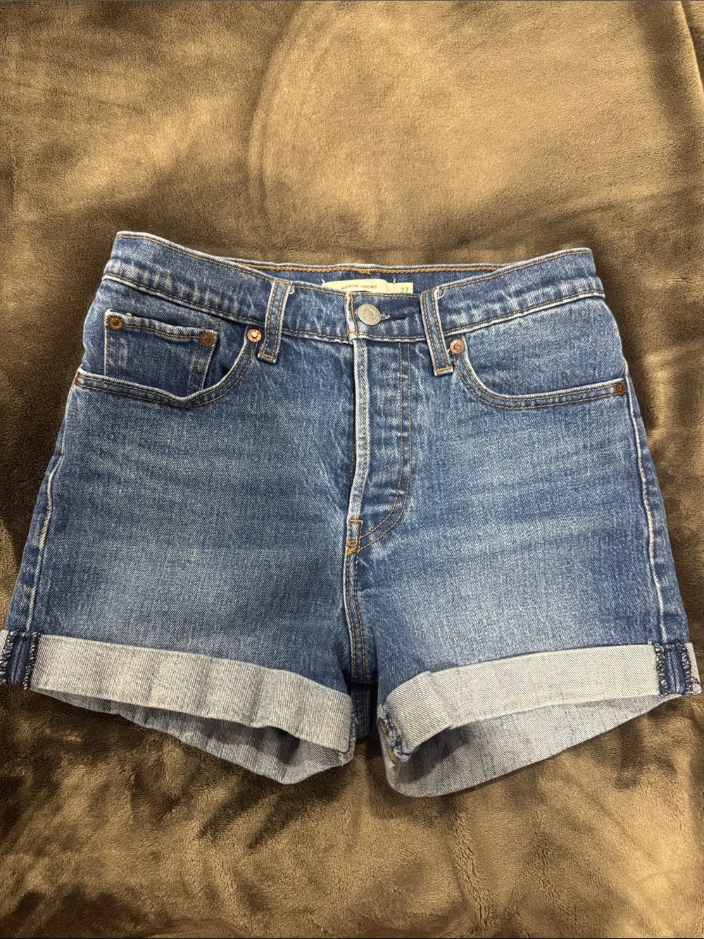 Levi's Medium Blue Rolled-Hem Denim Shorts